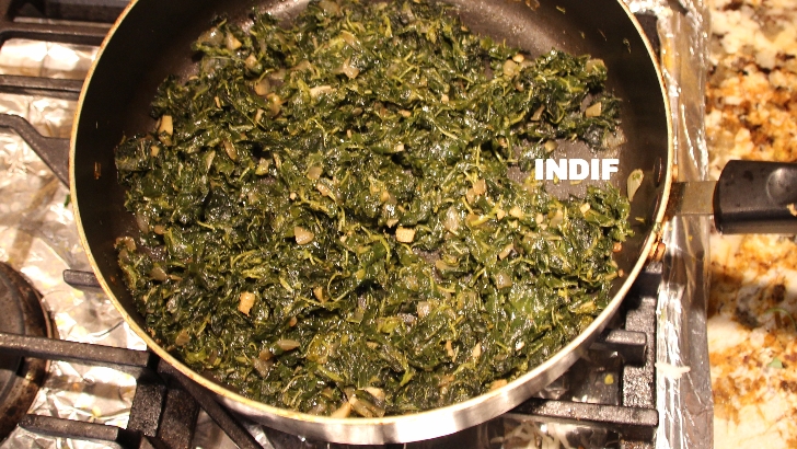 Cholai Ka Saag