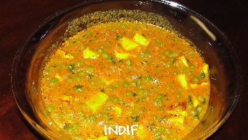 Matar Paneer